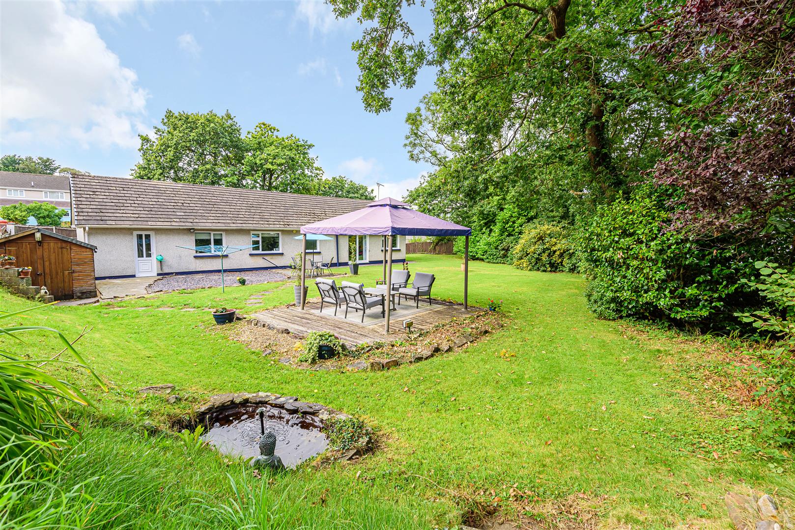Heol Llanelli, Trimsaran, Kidwelly, £325,000 Dawsons Property